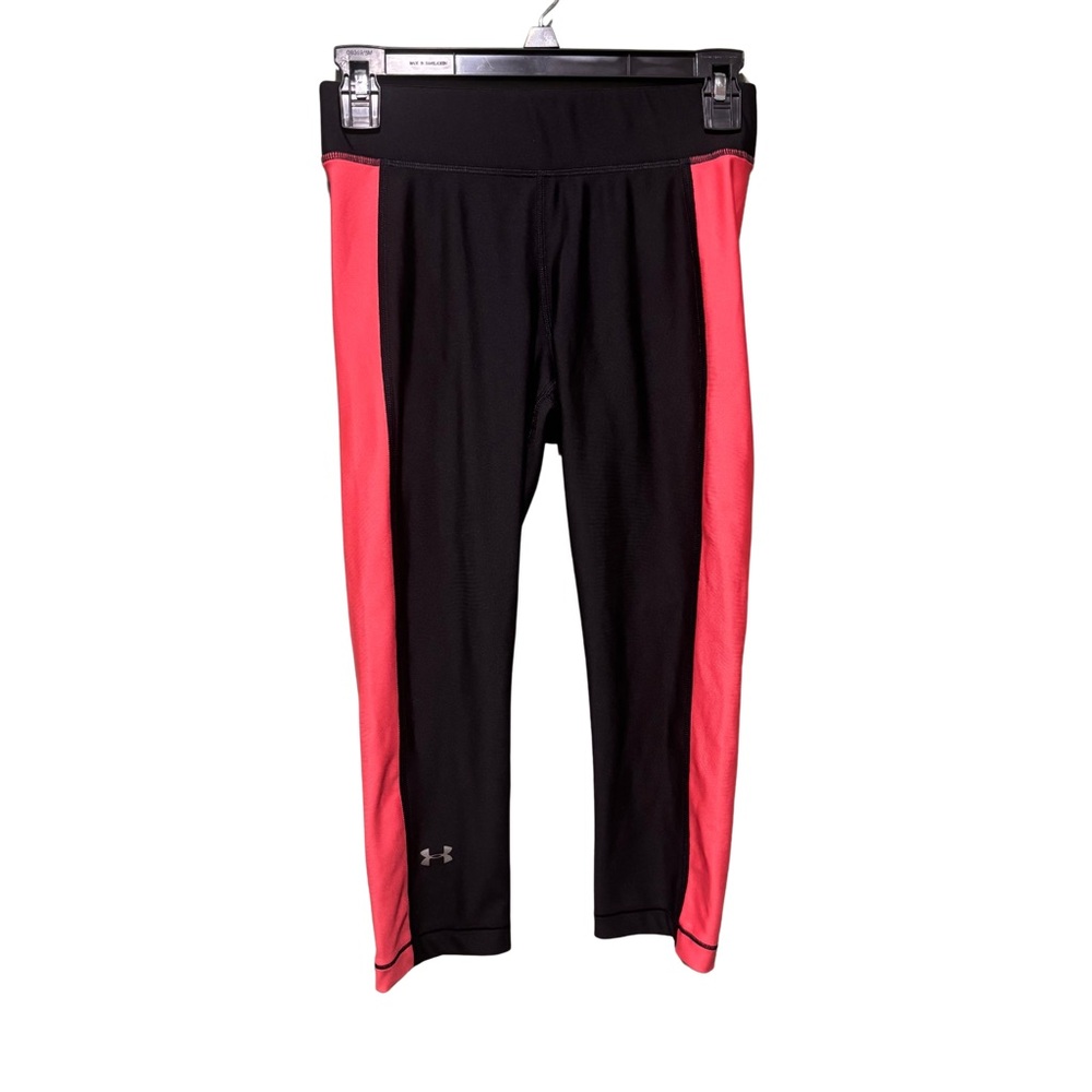Under Armour Women's HeatGear Armour Capris, Black/Coral, Medium